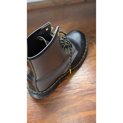 Dr. Martens 101 6-eye boots in a grey/charcoal smooth leather, size US Men's 8 /