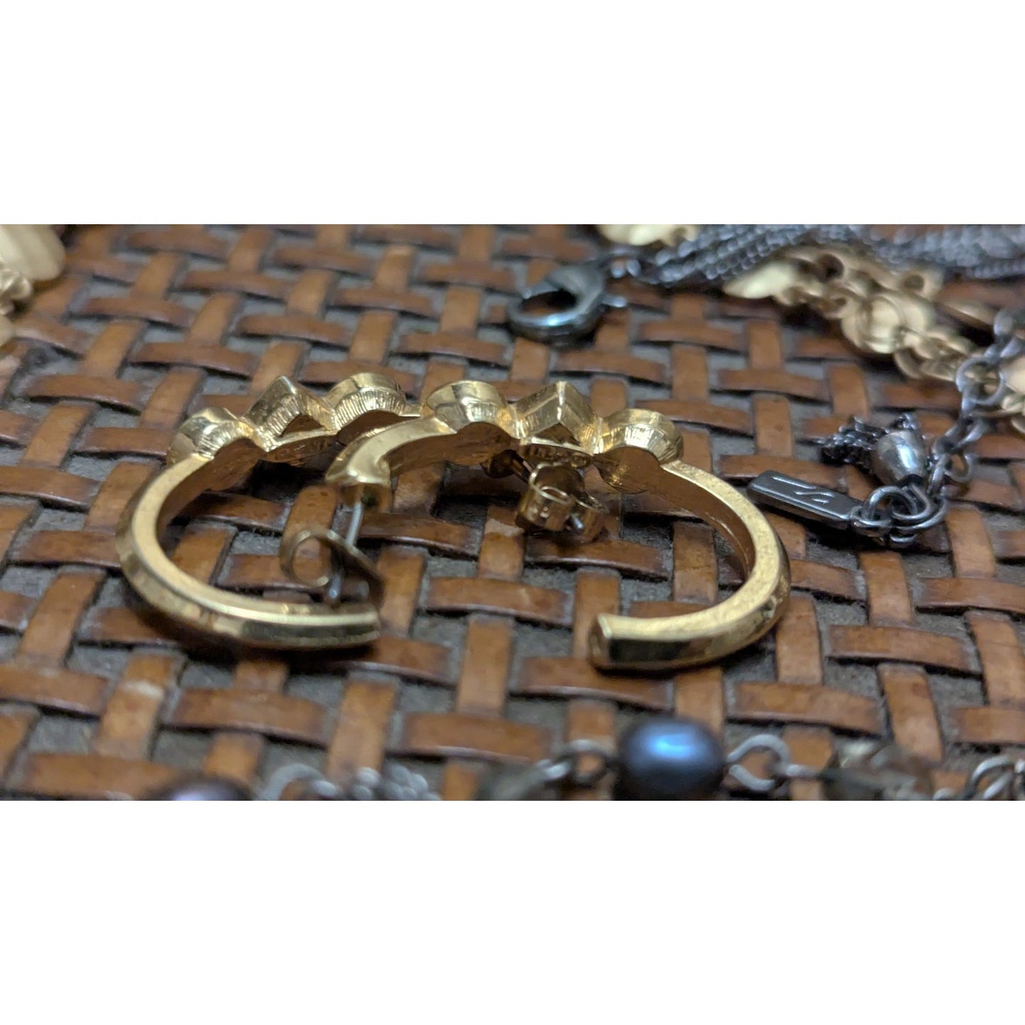 Mixed Lot of 7 Costume Jewelry Pieces - Monet, Anne Klein, Sugarfix, Napier