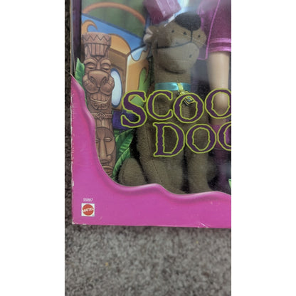 Mattel Barbie as Daphne Scooby-Doo Doll w/ Scooby Figure MPN 55887 2002