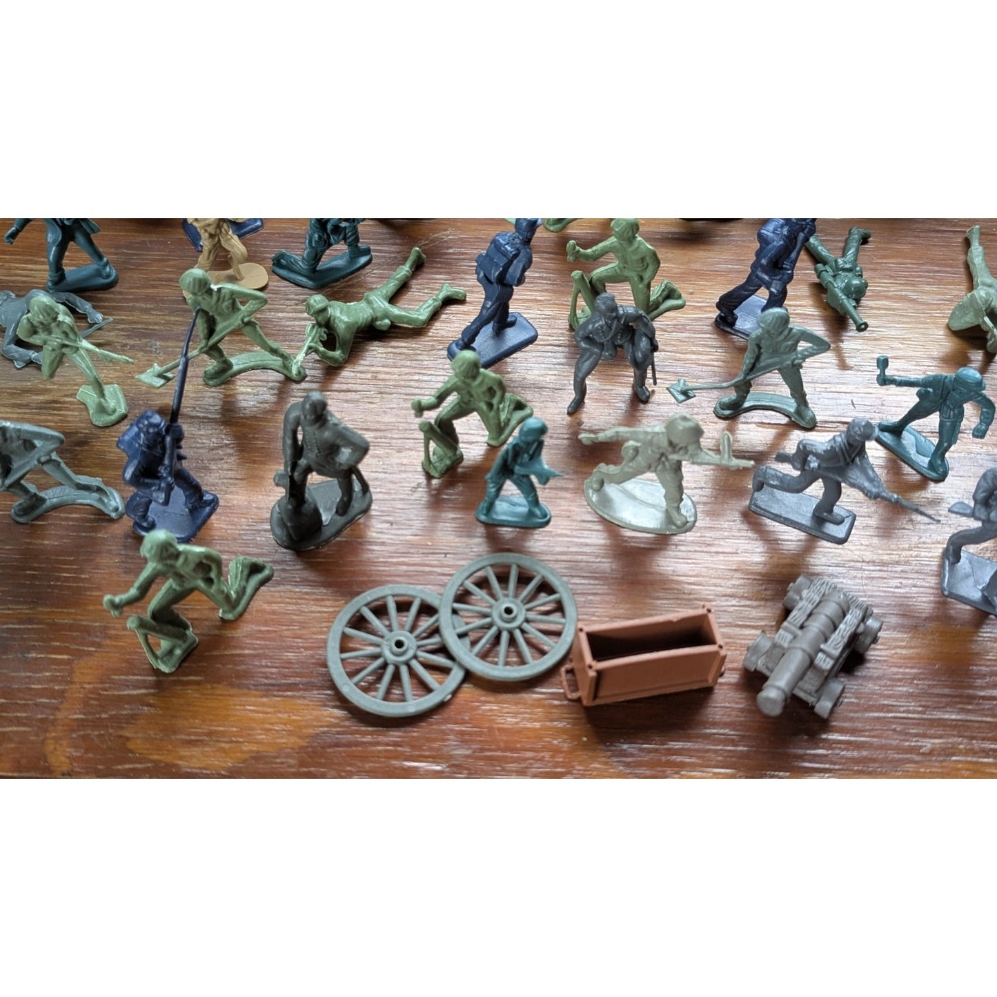 Plastic Civil War Toy Soldier Lot 50+ Figures Cannon Horses Cavalry Infantry