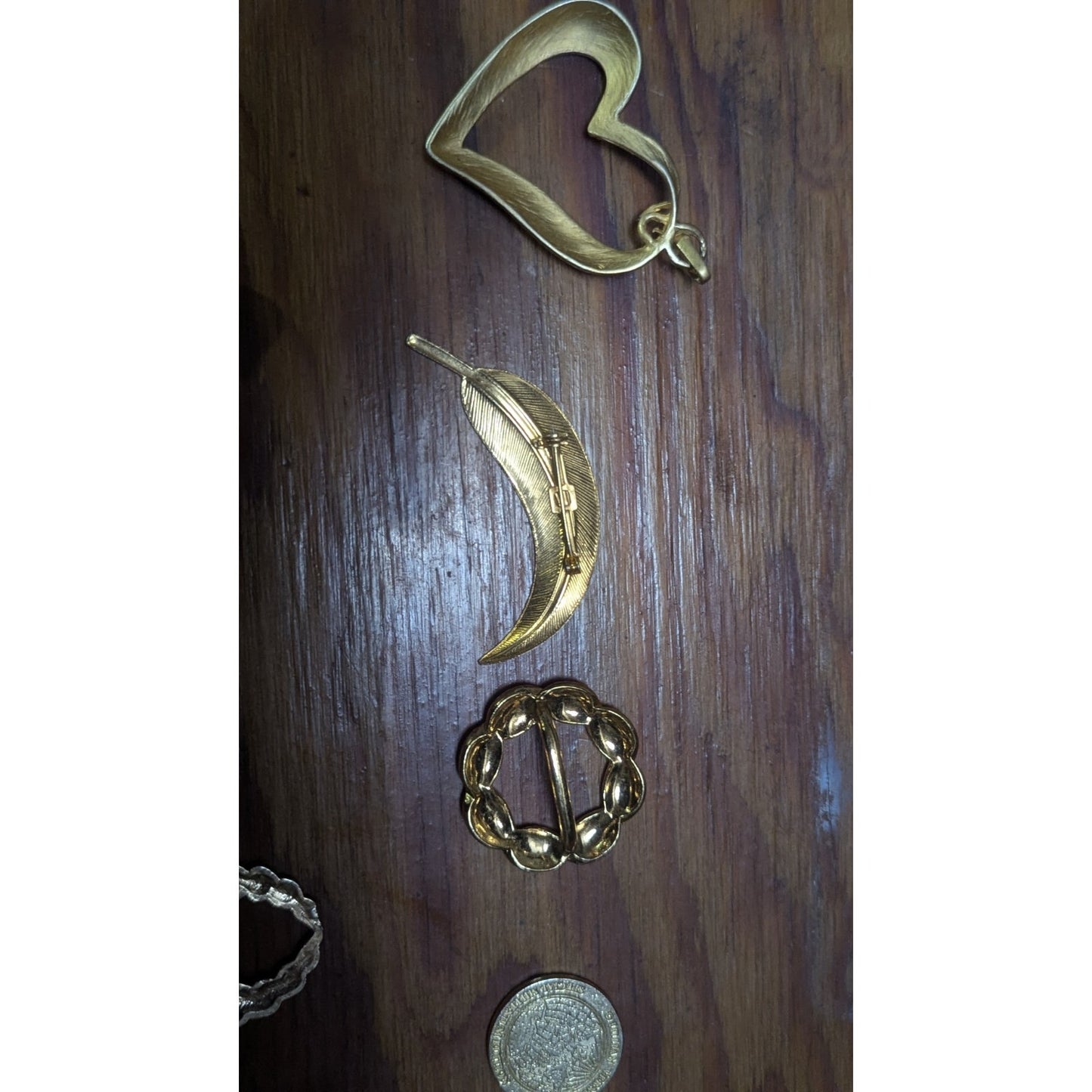 Vintage Gold Tone Jewelry Lot Brooches Pins Coin Earrings Bundle