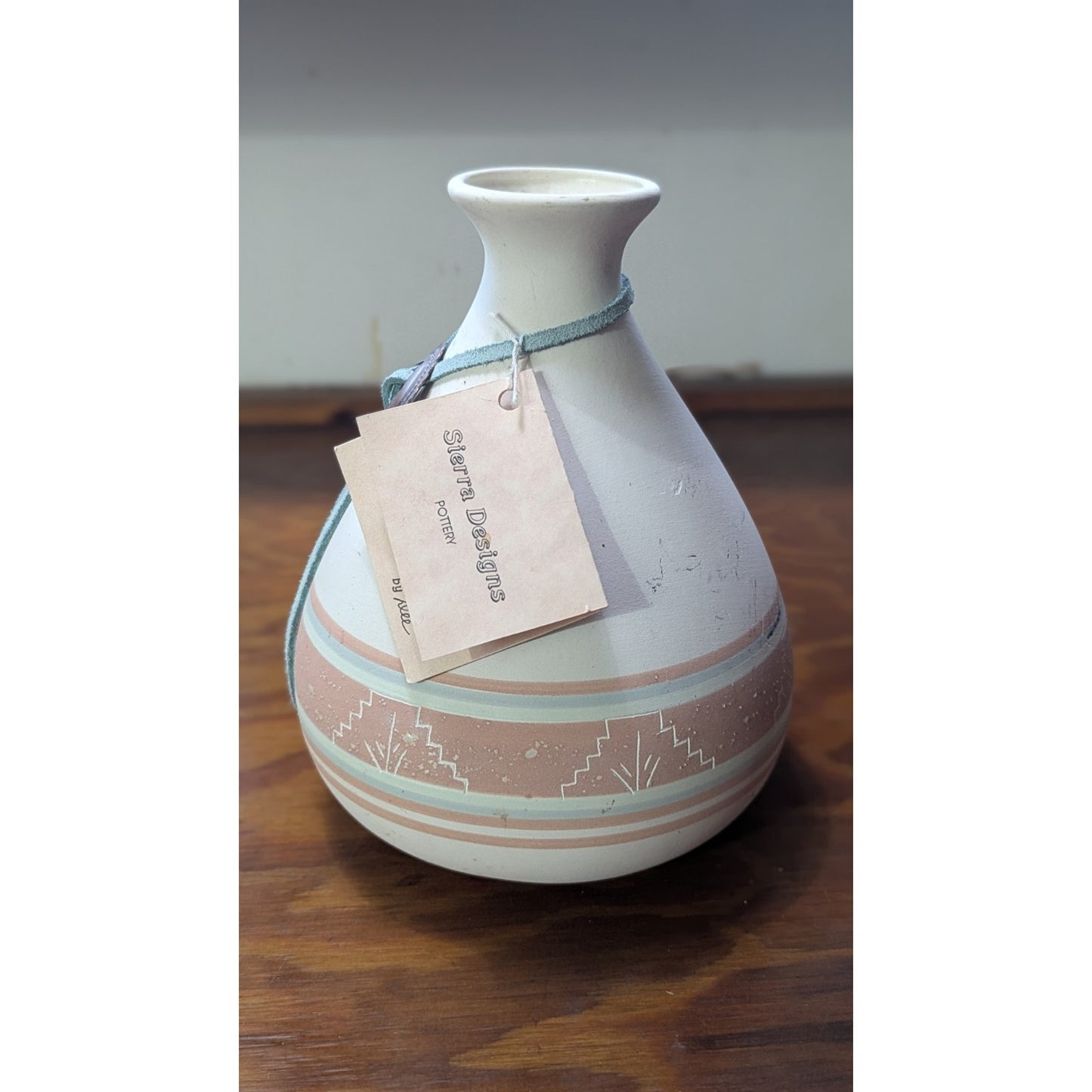 Sierra Designs Pottery Bud Vase Southwestern NWT Signed Dee Concho