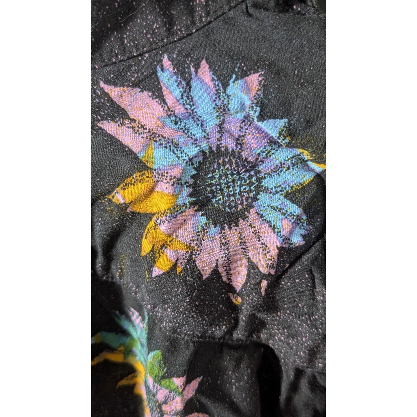 Volcom Mens Shirt Size L Black Floral Print Short Sleeve Button Up Classic Fit