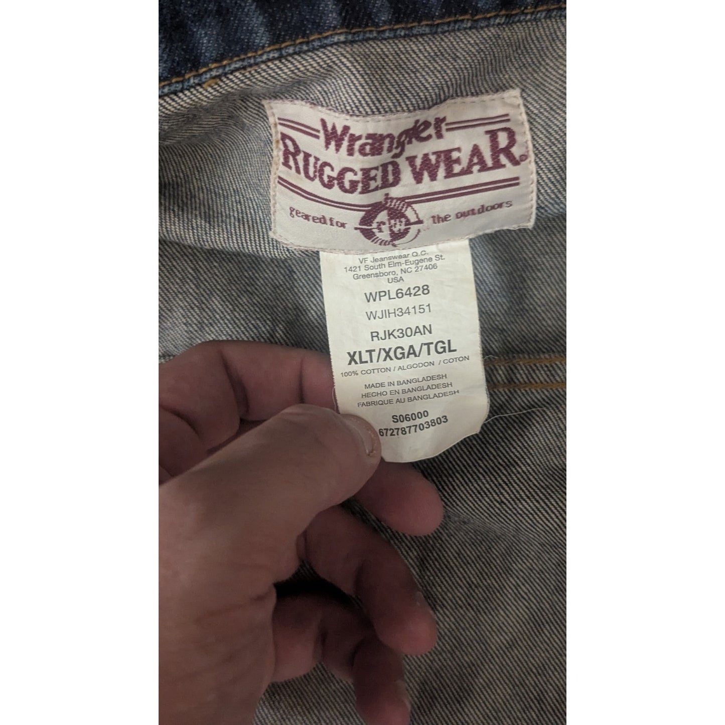 Wrangler Rugged Wear Mens Denim Jacket XLT Dark Wash 100% Cotton Trucker