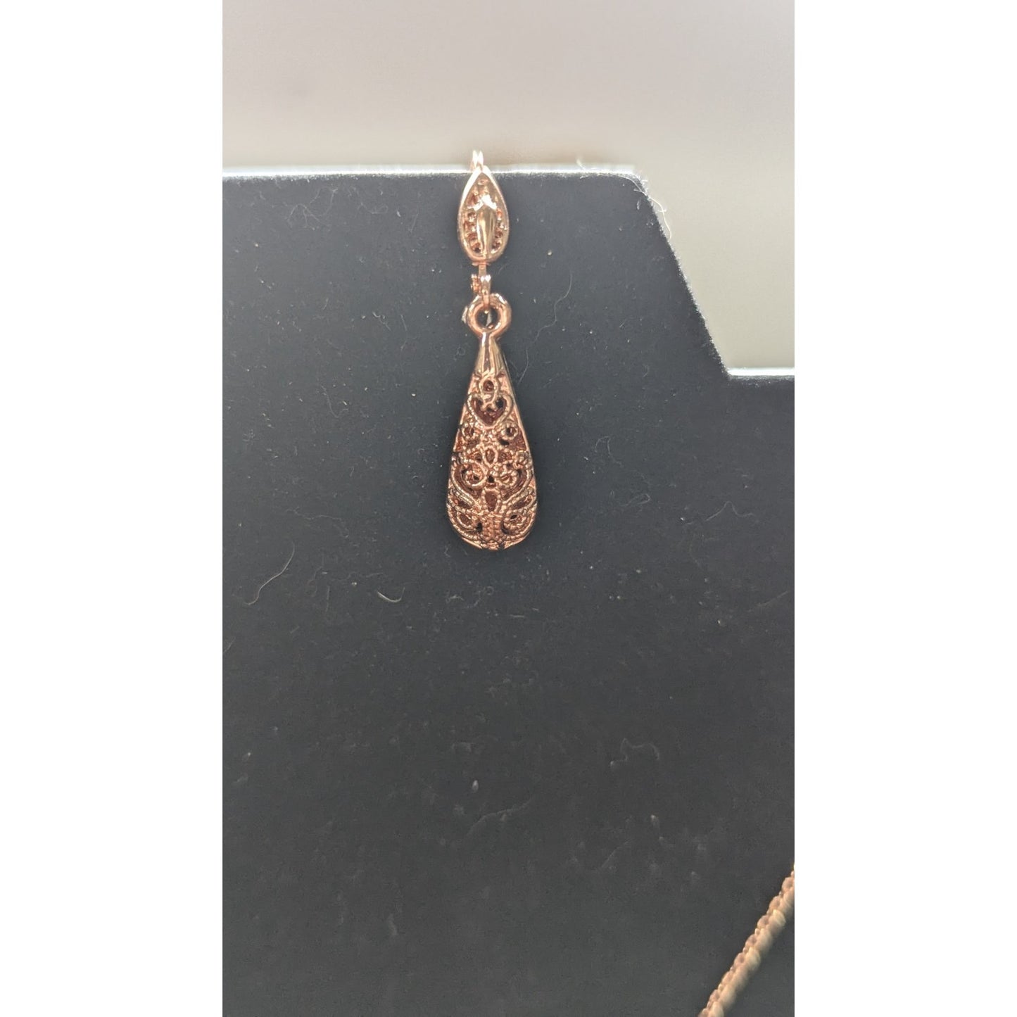 18K Rose Gold Plated Filigree Teardrop Pendant Necklace Dangle Earring Set