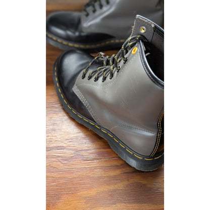 Dr. Martens 101 6-eye boots in a grey/charcoal smooth leather, size US Men's 8 /