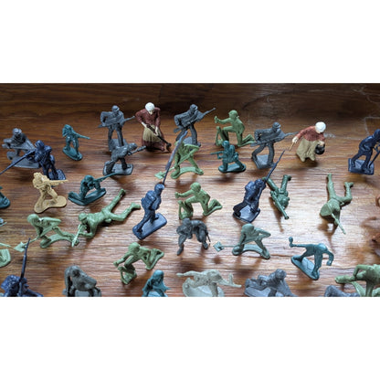 Plastic Civil War Toy Soldier Lot 50+ Figures Cannon Horses Cavalry Infantry